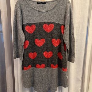 Acting Pro Gray and Black Sweater with Red Hearts